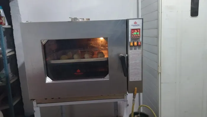 Forno e Armário para Pão