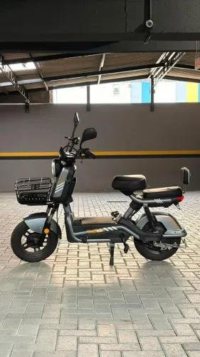 Scooter Elétrica Motochefe Super Joy 800W - Apenas 542km