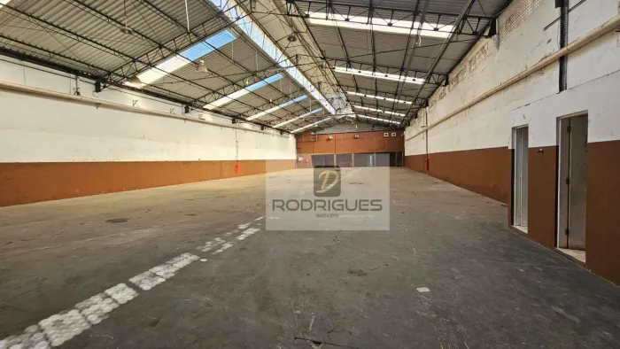 Galpão para alugar, 1500 m² por R$ 40.000,00/mês - Vila Alvinópolis - São Bernardo do Camp