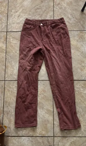 Calça Jeans Unissex Reta Vinho