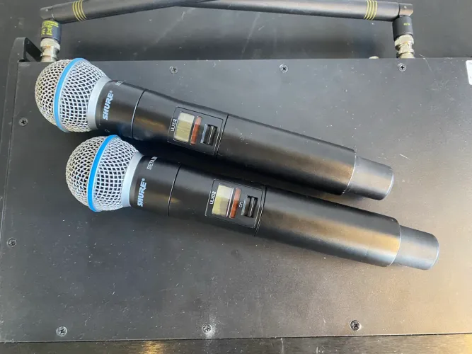 Microfone Shure sem fio duplo ULDX