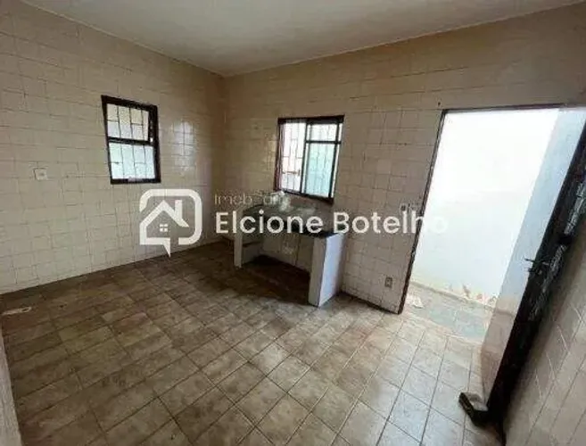 Casa para aluguel, 3 quartos, 1 suíte, 2 vagas, SANTA MONICA - Uberlândia/MG