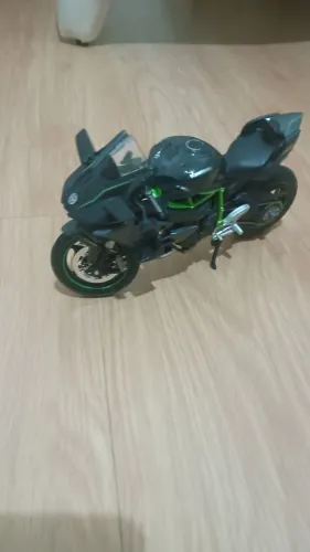 Miniatura moto Maisto Kawasaki h2r escala 1/12