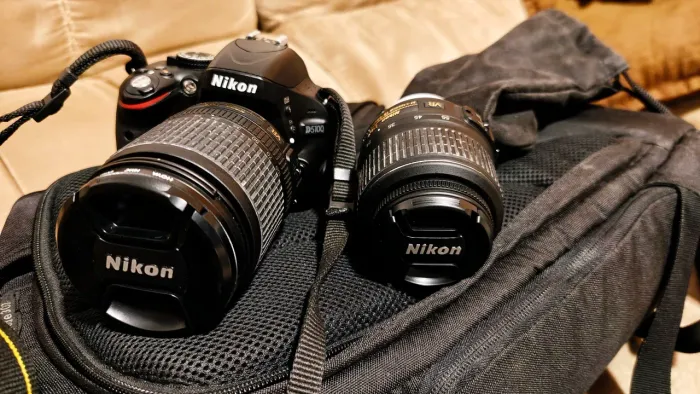 Camera Nikon D5100 