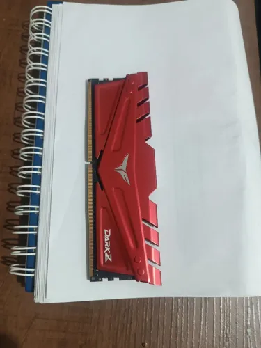 Memória RAM 8gb 3600mhz DDR4 T-Force Darkz