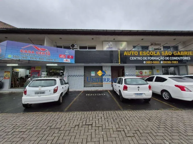 Loja para alugar, 75 m² por R$ 2.200/mês - São Gabriel - Colombo/PR