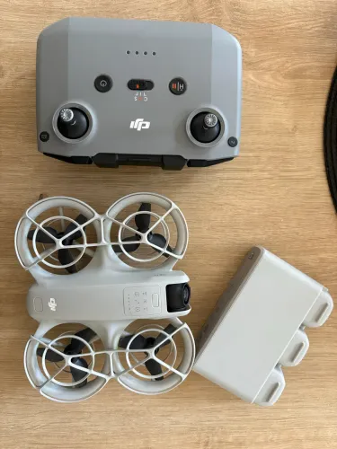 DJI Neo - combo completo