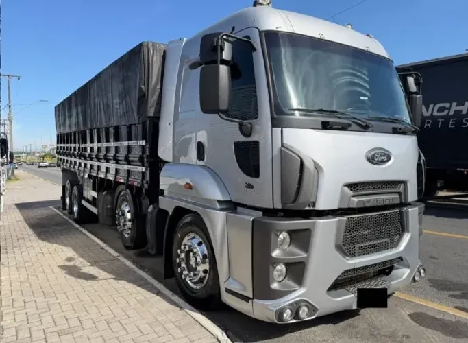 ford cargo 2842 8x2 2014 graneleiro