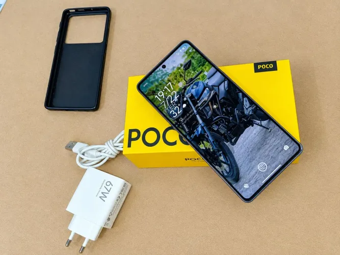 POCO M6 Pro (usado) 8 RAM 256 Gigas de memória