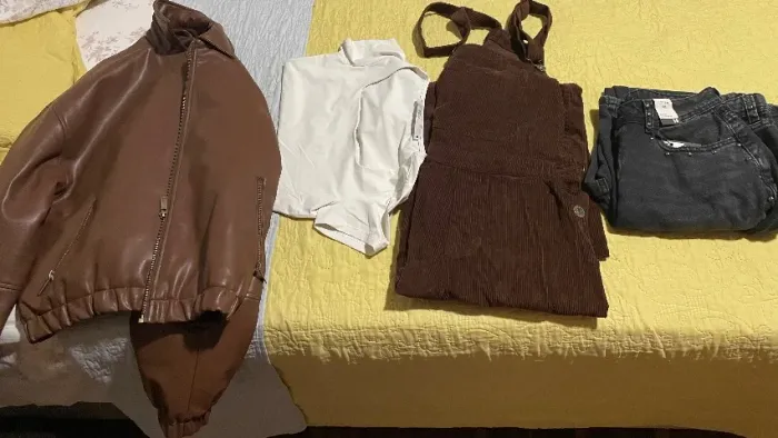 conjunto de roupas yc: jaqueta,body,macacão e calça