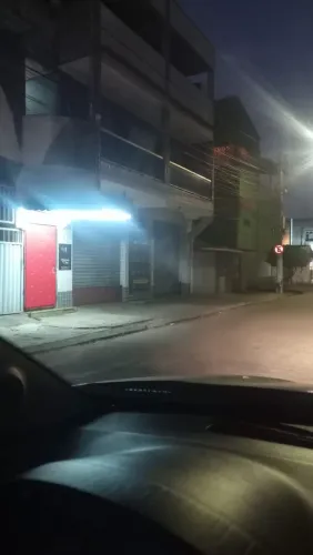 Alugo ponto comercial, foi uma auto mecânica, ponto excelente