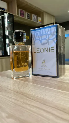 Perfume Léonie