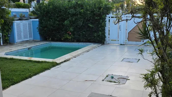 Linda casa  a venda 320 metros quadrados com 4 quartos área gourmet - Recreio dos Bandeira