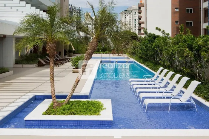 Apartamento 2 Suites no bairro Agronômica Florianópolis