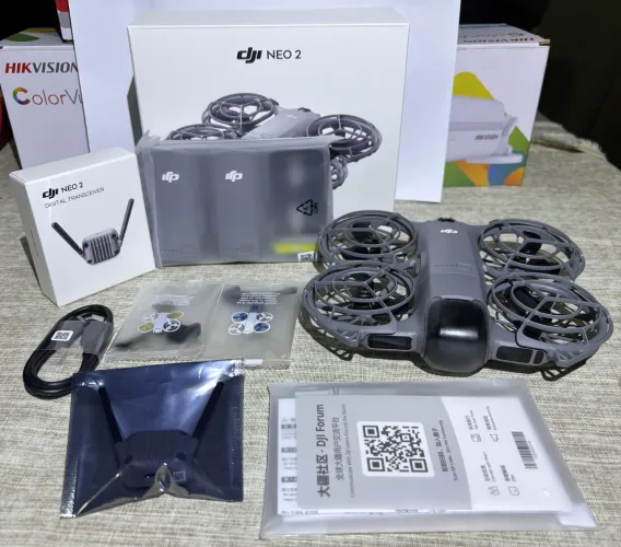 DRONE DJI NEO 2 COMBO FLY MORE (antena transceiver)