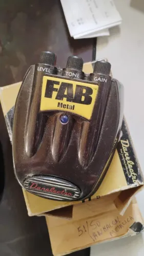 Pedal Danelectro Metal Fab Heavy Estado Excelente na Caixa