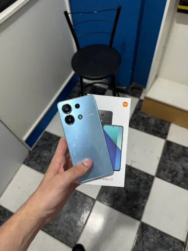 Vendo Redmi note 13 C caixa