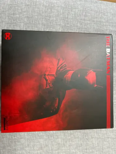 Mezco One:12 Collective The Batman 2022 Completo