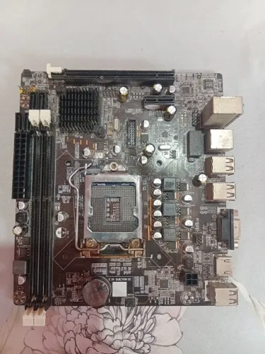 7Placa-Mãe Goldentec H61 BOX LGA1155 Chipset Intel H61