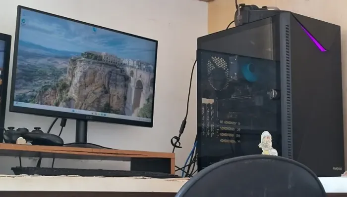 PC Gamer + Monitor AOC 120Hz + Teclado