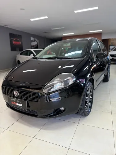 Fiat Punto Essence 1.8 Flex 16V 5P 2012