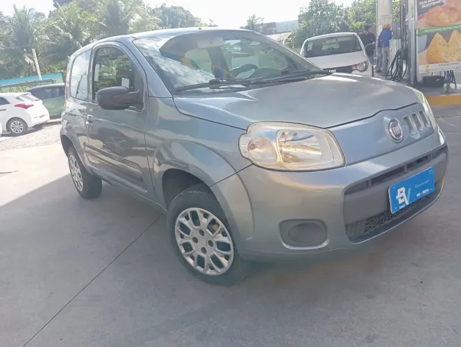 Fiat Uno Vivace Celeb. 1.0 EVO F. Flex 8V 3P 2012