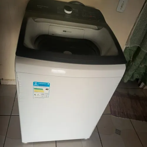 Máquina de lavar roupa FAZ TUDO