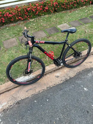 Bicicleta Trek Aro 29 Freio a Disco - Excelente Estado