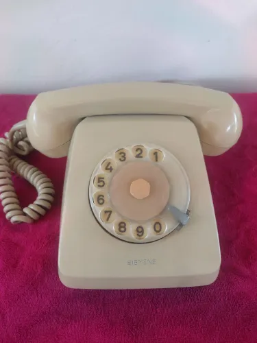 Telefone Antigo Siemens de Disco Retrô Vintage Bege - Década de 70/80