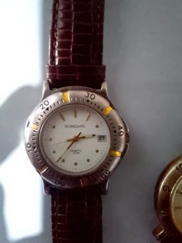 RELÓGIO MONDAINE MASCULINO PRATEADO. Ler descrição...