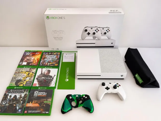 Xbox One S 1TB