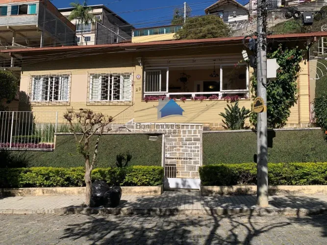 Casa para Venda em Nova Friburgo, Cônego, 8 dormitórios, 6 suítes, 7 banheiros, 2 vagas