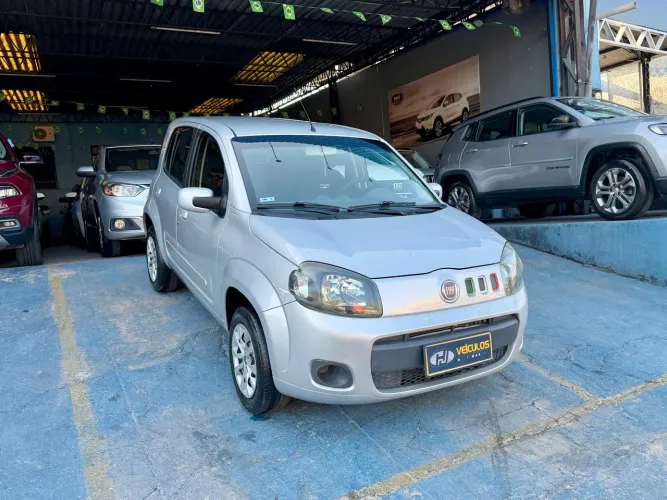 Fiat Uno Vivace Italia 1.0 EVO F. Flex 8V 5P 2013