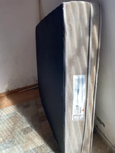 Vendo cama box casal