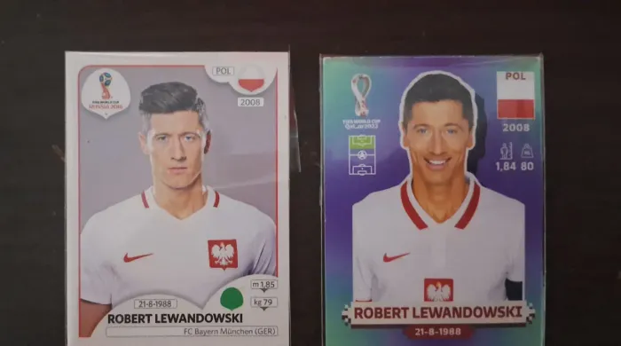 Duo figurinhas Craques da Copa- Robert Lewandowski - 2018 e 2022