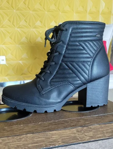 Vendo bota dakota