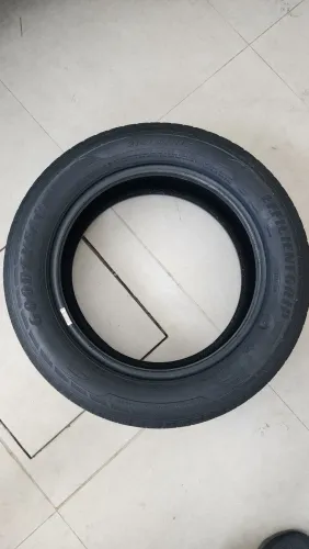 Pneus Goodyear 216/60r17