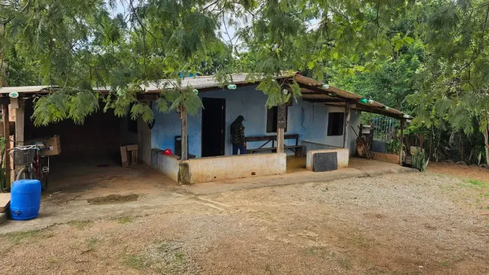 Chácara de 2.3 Hectares no Córrego do Meio - Planaltina DF
