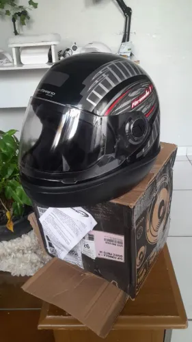 Capacete Tauros n58