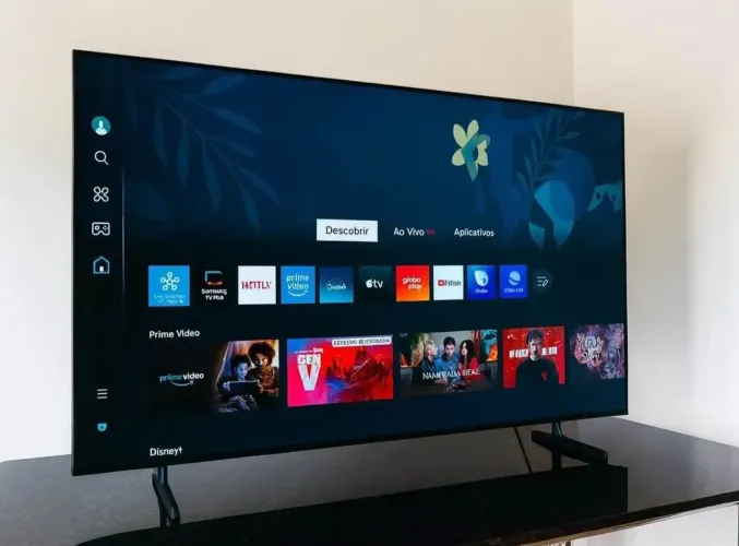 Vendo tv smart 43 polegadas impecável Samsung 4k.. Xbox.. Bluetooth comando de voz