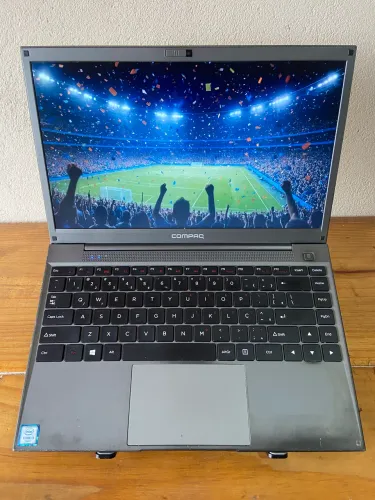 Notebook Compaq i3 6ª Geração / Iris Graphics / 4GB RAM / 256GB SSD + 1TB HDD / Tela 14?