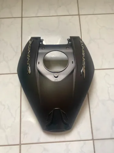 carenagem capa superior do tanque dominar 400