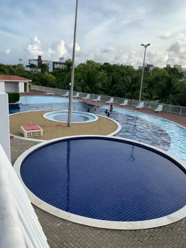 Vendo apartamento 76m2 condomínio Clube
