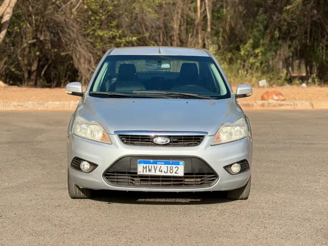 Ford Focus Sedan 2.0 16v/2.0 16V Flex 4P 2010