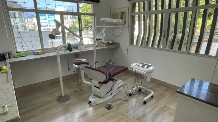 ALUGO SALA COMPLETA PARA DENTISTAS