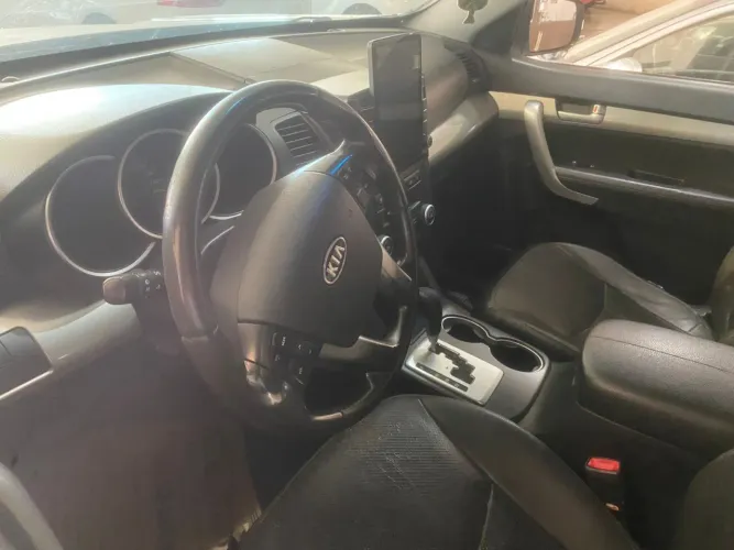 Kia Motors Sorento 2.4 16V 4X2 Aut. 2012