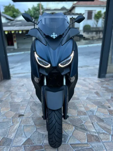 YAMAHA XMAX 2023 - BAIXA KM !