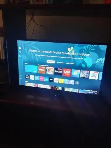 Smart TV Samsung LED 32" HD H5000F, pouquíssimo uso