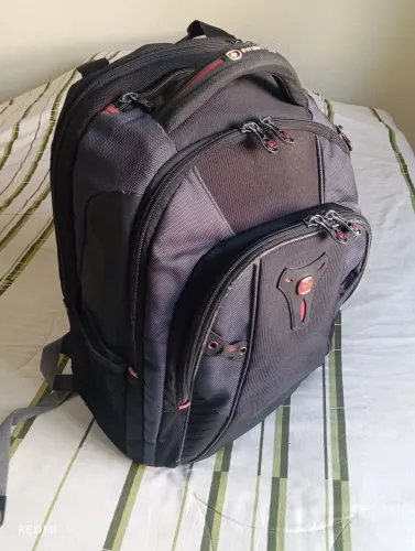 Mochila Wenger swissgear mithos 