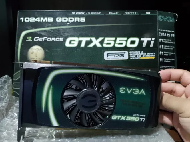 Placa De Vídeo Geforce GTX 550TI EVGA